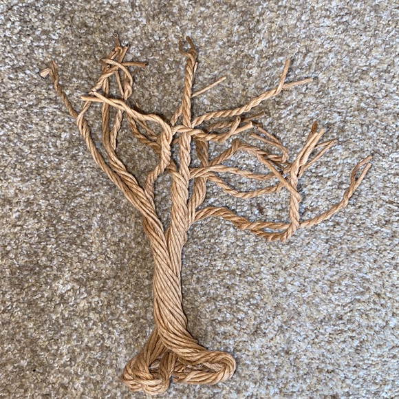 Jewelry Tree - Picture 2 of 6